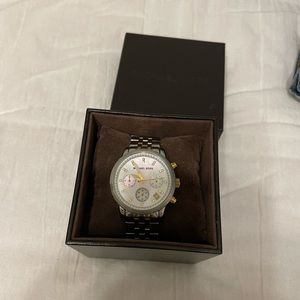 Michael Kors Watch with original box and instructions and extra links